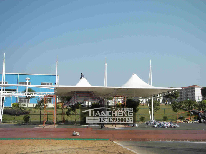 过道张拉膜结构 01