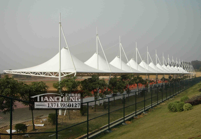 过道张拉膜结构 01