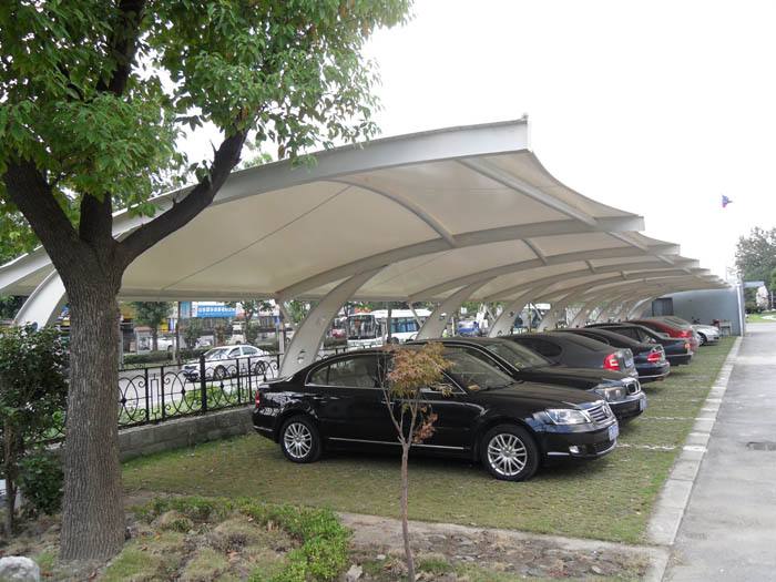 膜结构是一种什么样的建筑材料？