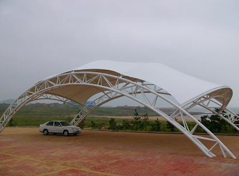 如何提高张拉膜结构工程的质量？