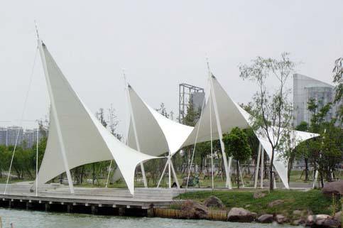 膜结构与传统结构的优势在哪？