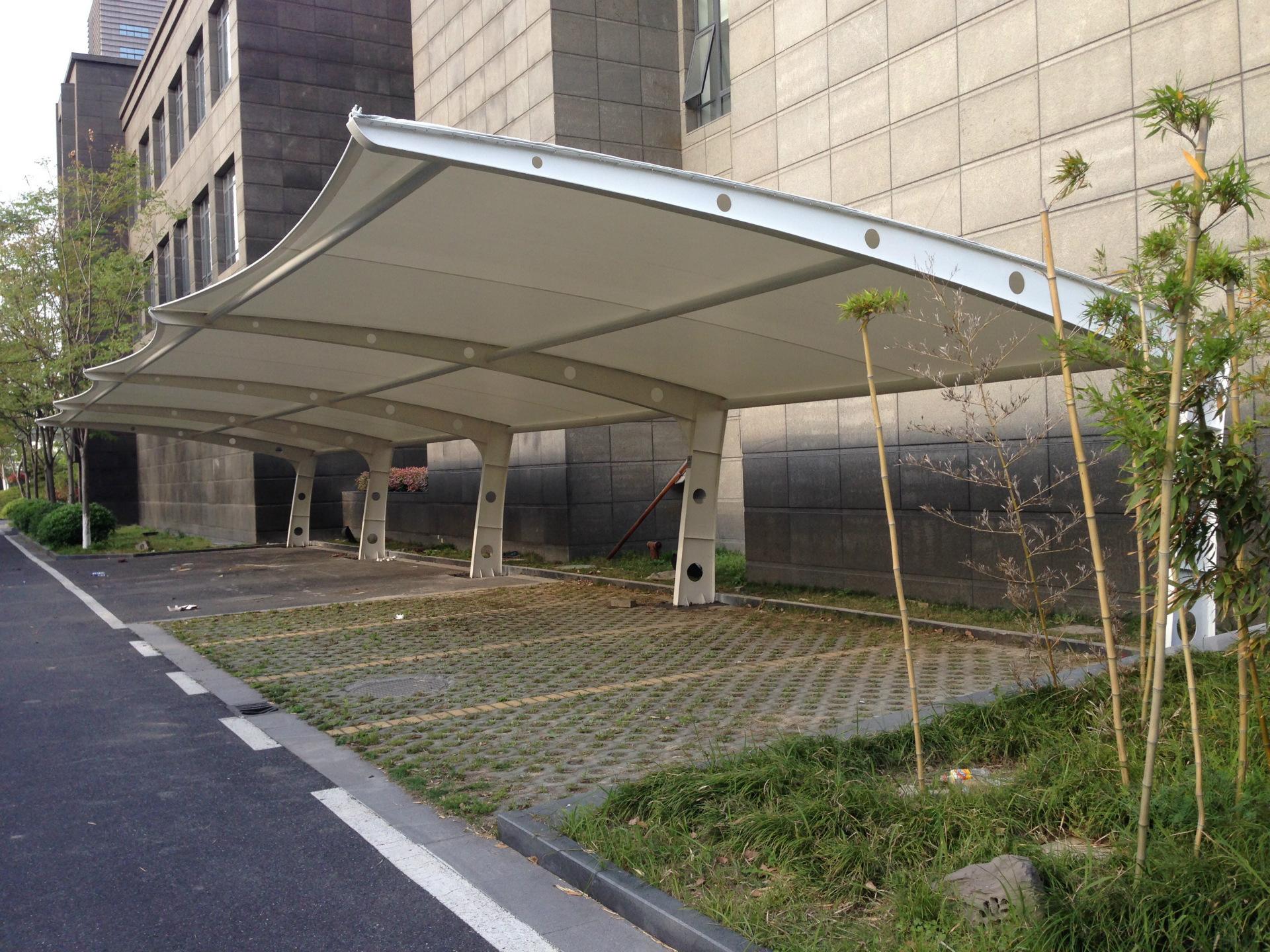 膜结构车棚的隔热效果如何？